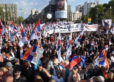 تجمع 120هزار نفری در حمایت از رئیس جمهوری صربستان
