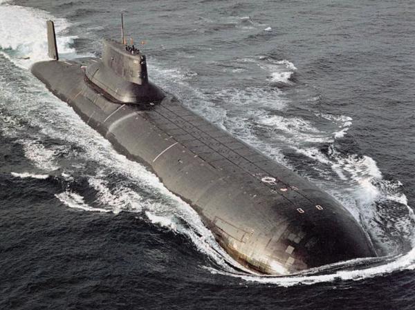 بزرگ ترین زیردریایی تاریخ به سمت کارخانه های بازیافت و اسقاط روسی می رود